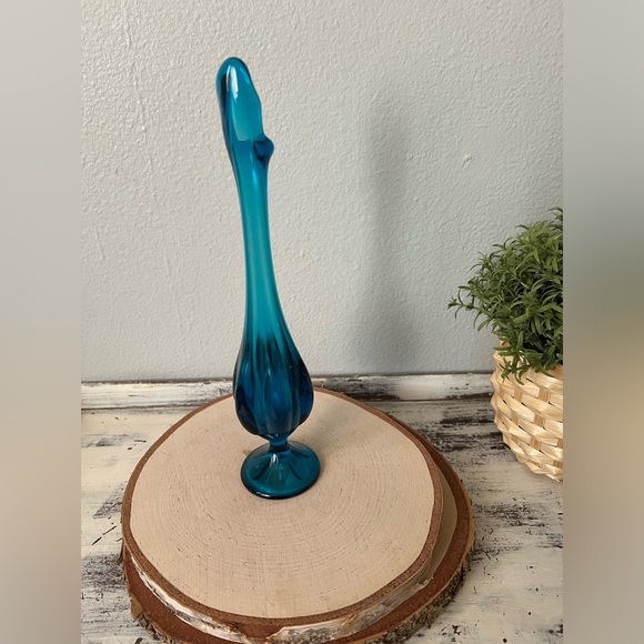 ✨SOLD✨Vintage Viking Blue Mid Century Swung Vase 10.75" Bluenique Handmade Blown - Picture 3 of 10